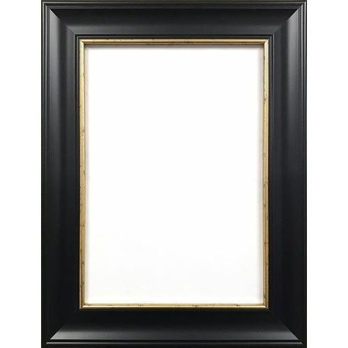 Durable Polished Rectangular Wooden Wall Photo Frame