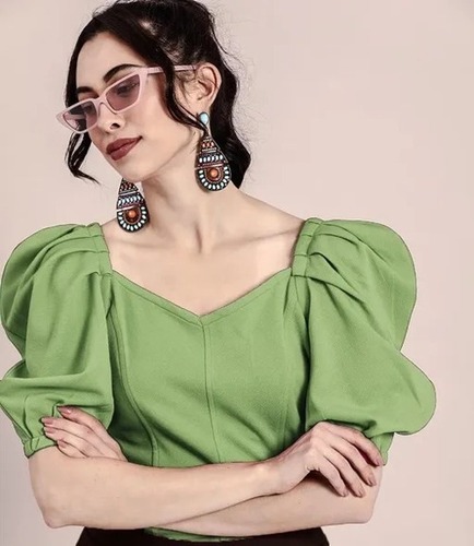 ग्रीन हाफ स्लीव आरामदायक और धोने योग्य कॉटन लेडीज़ टॉप