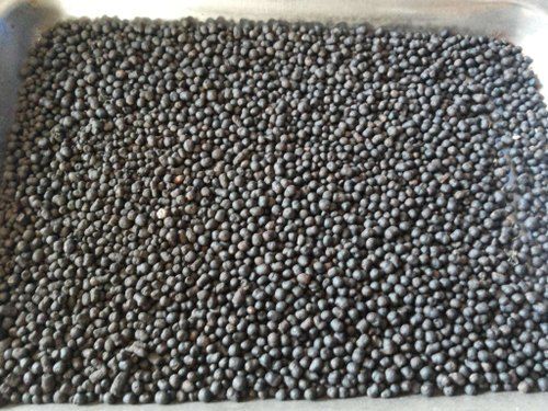 Black And Brown Organic Fertilizer Granules Used In Agriculture Sector