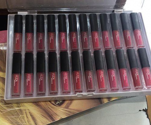 Huda Beauty Matte Lipstick