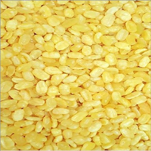 रेगुलर साइज़ का टेस्टी और हेल्दी नमकीन फ्राइड मूंग दाल नमकीन स्नैक