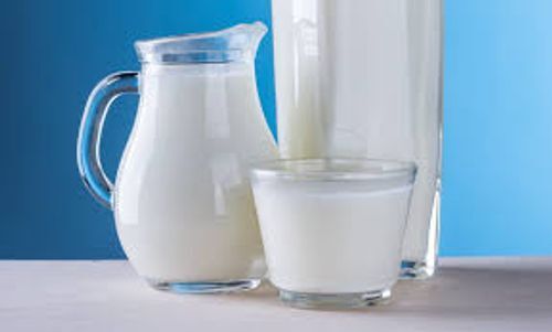 Rich In Nutrients Fresh Buffalo Milk For Daily Healthy Diet Age Group: Old-Aged