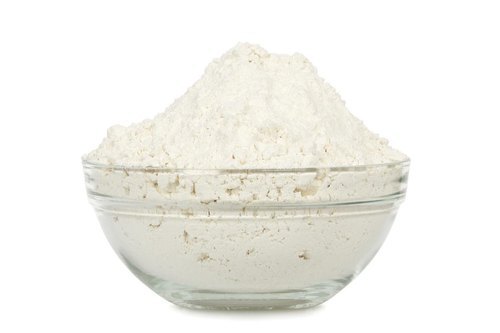 Rich In Protein And Vitamins Natural Healthy Hygienically Processed Wheat Flour - 1 Kilogram Packet White Powder 10% Protein 76g Carbohydrates 1g Fat Content