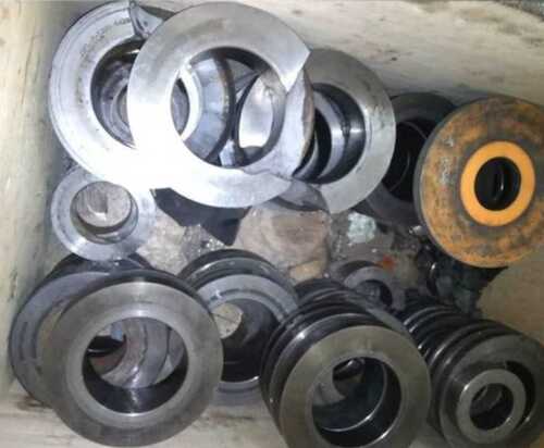 Metal Scrap For Industrial Use And Recycling, Grey Silver Color, Round Shape Application: Food Additives