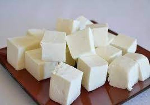 Soft And Spongy Textured Natural And Healthy Source Of Protein Fresh White Paneer
