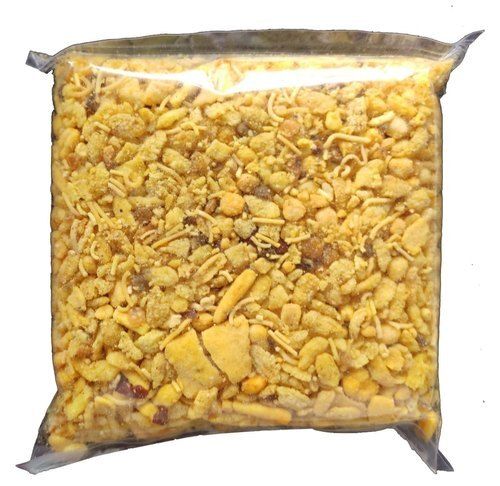 Yummy Crispy Crunchy Besan Mix Namkeen