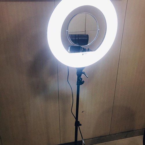 Long Light Strik Ring Light For Makeup