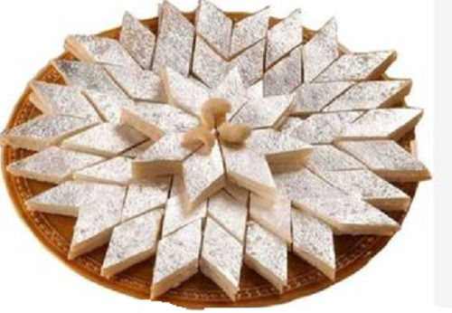 Pack Of 1 Kilogram White Sweet And Delicious 6 Gram Protein Kaju Katli 