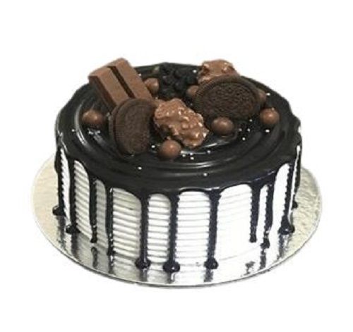Buy Online Choco Cream Cake at Low Price for every Occasion