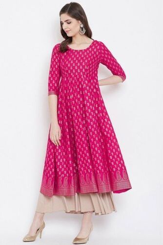 Washable Skin-Friendly Cotton Fabric 3/4 Sleeves Pink Block Printed Anarkali Kurti