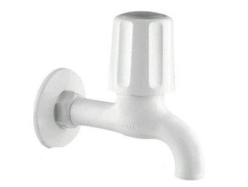 15 Mm Long 2 Mm Thick Round Wall Mounted Plastic Water Tap