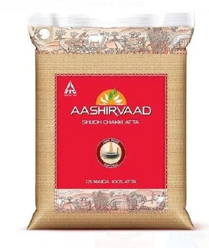 आम तौर पर उगाए जाने वाले 5 किलो का पैक 0% मैदा शुद्ध और सूखा आशीर्वाद गेहूं का आटा