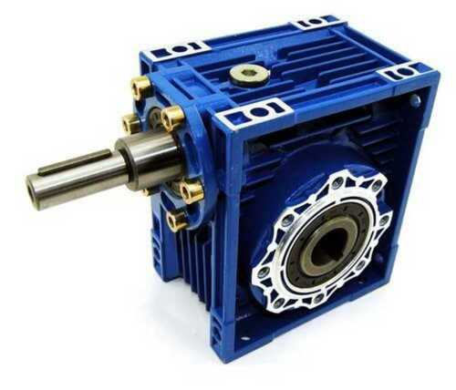 Cast Iron Worm Gearbox, Painted Surface And 0.06-15 Kw Power