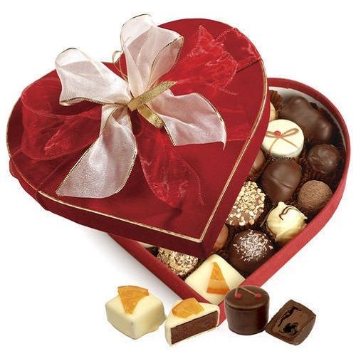 Red Glossy And Matte Laminated Heart Shaped Chocolate Gift Packaging Box