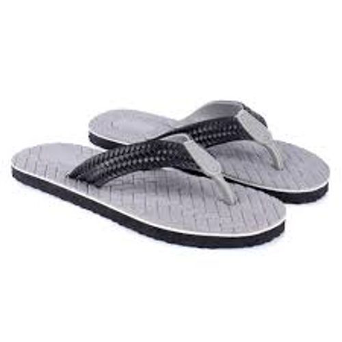 स्टाइलिश और आरामदायक रबर स्लिप ऑन बीड्स क्लोज़र सफ़ेद हवाई स्लिपर