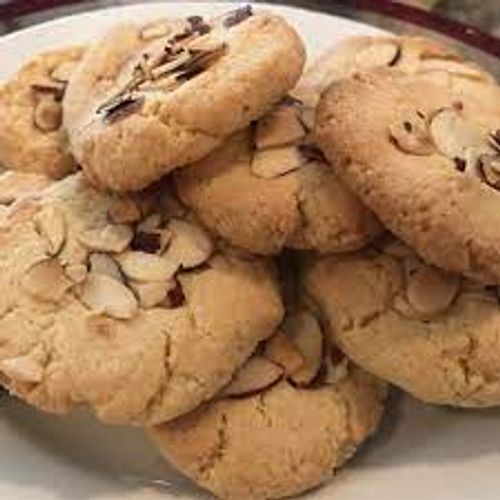 Healthy Delicious Tasty Soft Smooth Texture Crispy Round Shaped Butter Fresh Almond Cookies