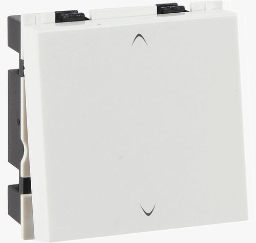 Input Voltage 240 Volt Rectangular White 6 Ampere Current 4.5 Inch Size Modular Switches