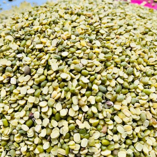 Rich In Nutrition Vitamins And Minerals 1 Kilogram Packaging Size Dried Natural Organic Green Moong Chilka Dal