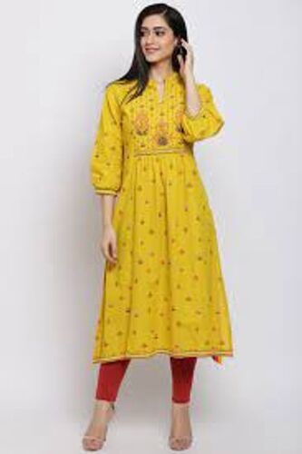 3/4 Sleeve Printed Pattern Cotton Kurtis For Ladies Bust Size: 28 Inch (In)