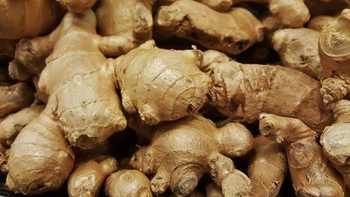 Natural Fresh Himachal Ginger, Packaging Size: 50g ,Size: 60 Kg