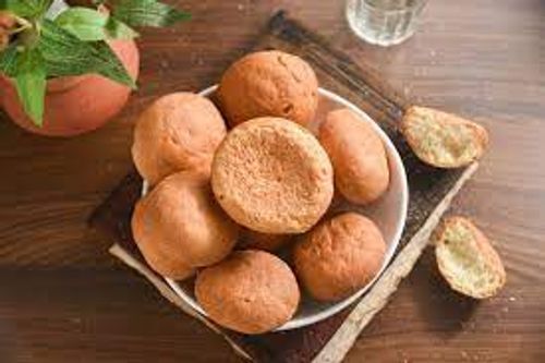 Round Shaped And Crunchy Textured Made Of Fresh Ingredients Tasty Fresh Butter Rusk