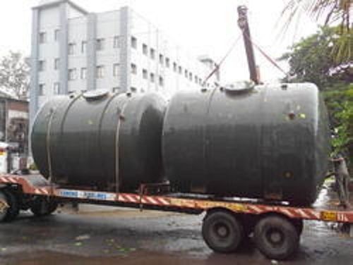 UNC Black FRP Acid Storage Tanks, For Chemicals