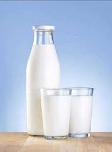  ओरिजिनल फ्लेवर्ड रॉ प्रोसेस्ड फ्रेश एंड हेल्दी फैट युक्त शुद्ध गाय का दूध, 1 लीटर
