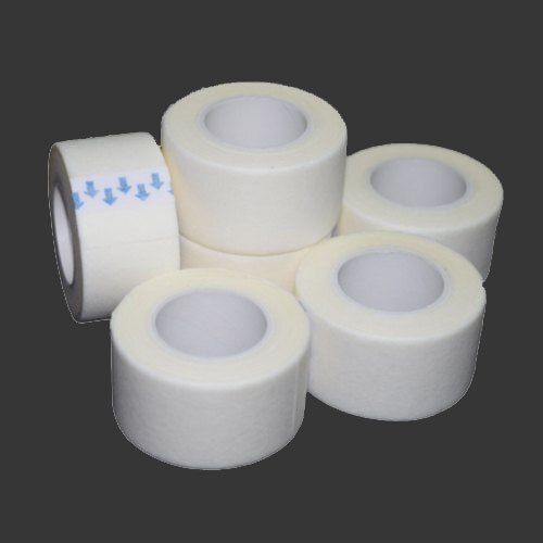 Paper Color: White 3M Micropore 1530-1 Adhesive Surgical Tape at Rs 500/box  in Mumbai