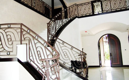 Iron Rod Round Staircase Railing