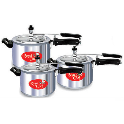 Silver Pressure Cooker, Capacity: 15 Ltr, For Kitchen