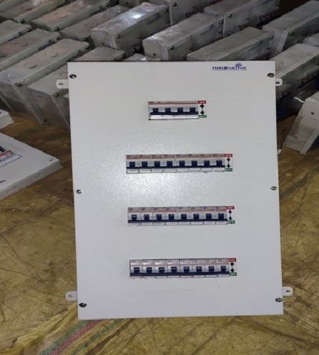 INNOVATIVE Mcb Distribution Box, IP44