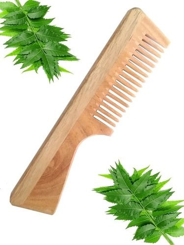 Light Brown Color Neem Wood Comb With Anti Termite Properties