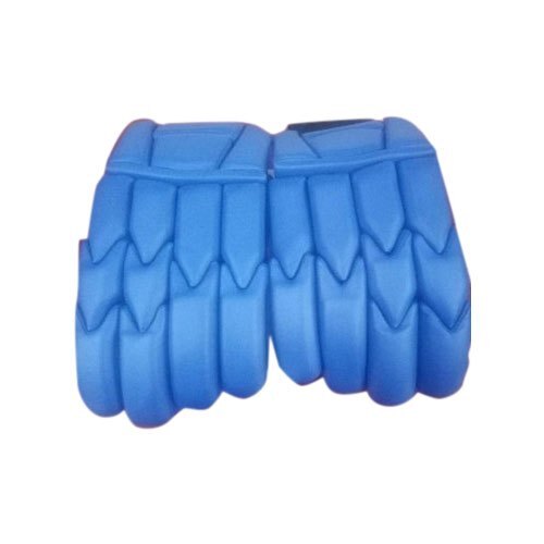 मज़बूत और टिकाऊ स्ट्रैप पॉलीयूरेथेन ब्लू क्रिकेट बैटिंग दस्ताने, साइज़: सभी साइज़ आयु वर्ग: वयस्क