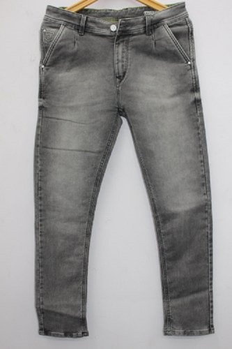 ग्रे डेनिम आरामदायक और धोने योग्य पुरुषों की जींस