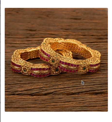 Stainless Steel Fashionable Stylish Comfortable Traditional Gold Plated Designer Bangles For Ladies