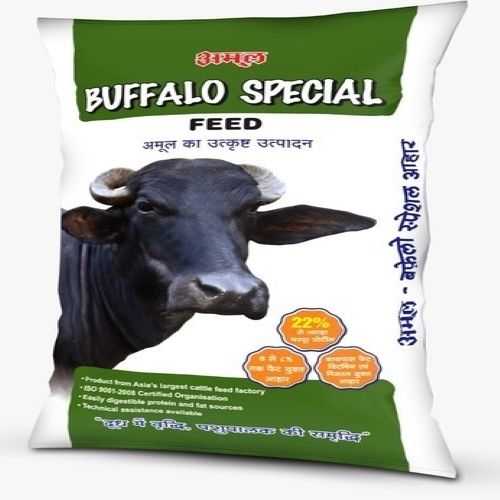 100% Natural Ingredients Rich In Digestible Proteins Healthy Amul Buffalo Special Feed Ash %: 03