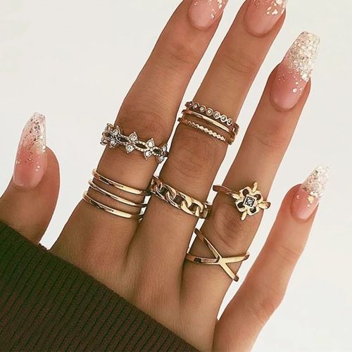 Golden Eight Piece Crystal Good Luck Twist Cross Chain Ring Set