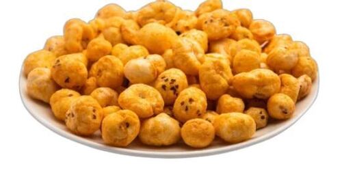 मसालेदार और नमकीन स्वाद आमतौर पर उगाया जाने वाला ए ग्रेड ड्राइड रॉ रोस्टेड मखाना