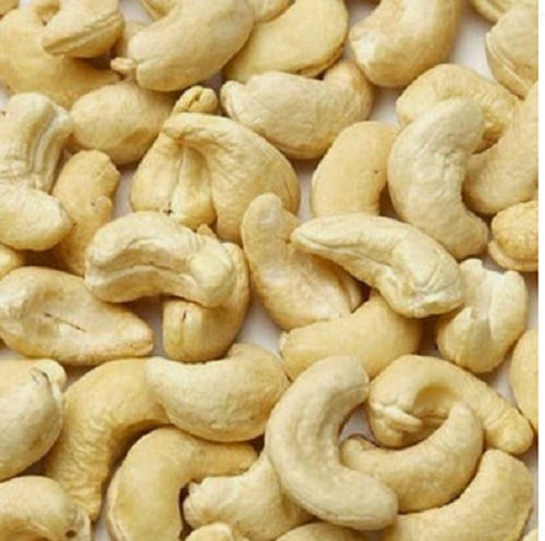 Healthy And Nutritious Commonly Cultivated Dried Whole Cashew Nuts