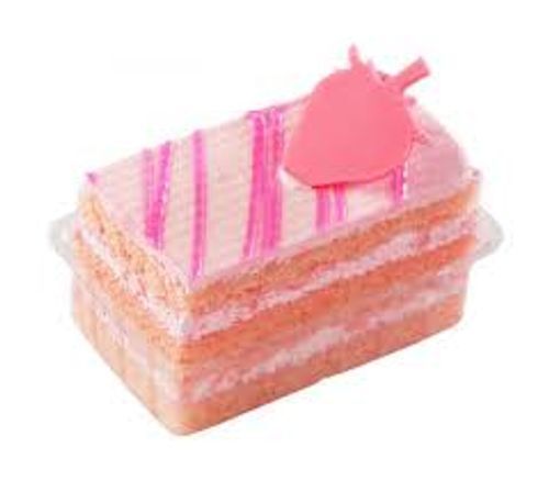 Silver Eggless Sweet Moist Delicious Creamy Pink Strawberry Pastry, Pack Of 1 Piece