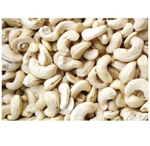 Cashew Nuts - 100% Pure & Premium Quality Raw Kidney Shape Color: White Size: 1-2 Inch | Highly Nutrient-Enriched Gluten-Free Rich In Vitamins Minerals Protein Fiber Anti-Oxidants Preservatives-Free Store at Room Temperature