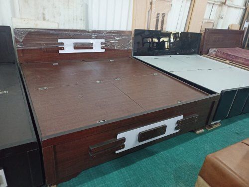 Termite Resistant Brown Color Modern Designer Wooden Double Bed