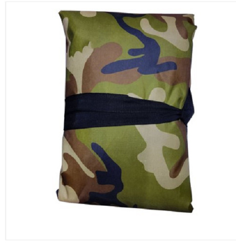 लंबे समय तक चलने वाला और टिकाऊ डस्टप्रूफ एंटी यूवी ग्रीन मिलिट्री कार बॉडी कवर