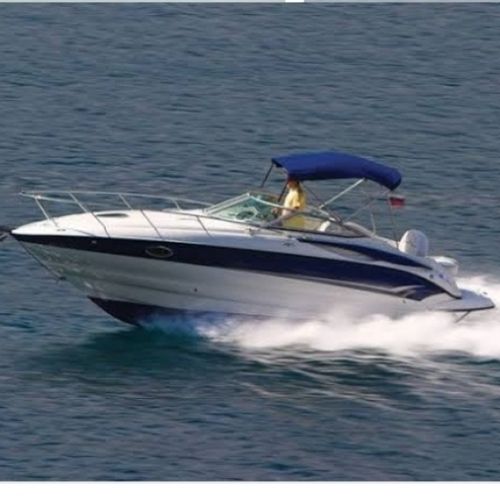 Plastic Motor Boat, 4-6 Seating Capacity, Crack Proof And Color Coated Decoration Material: Cloths