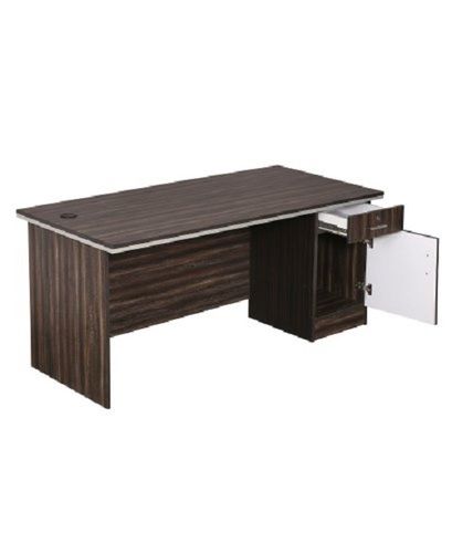 Machine Made Easy To Use Strong Eco Friendly Modern Style Durable Wooden Material Table