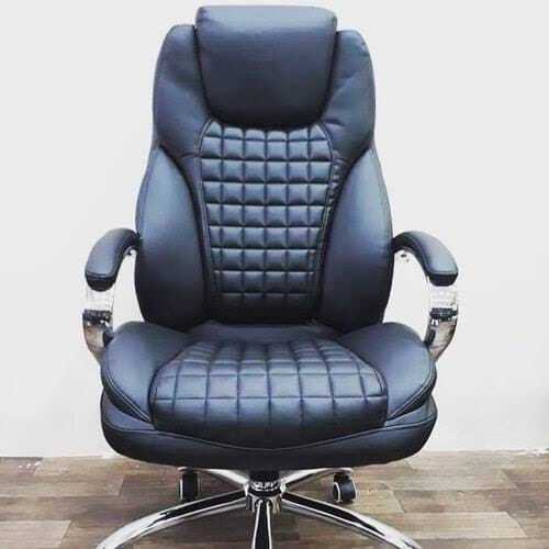 Stackable best sale office chairs