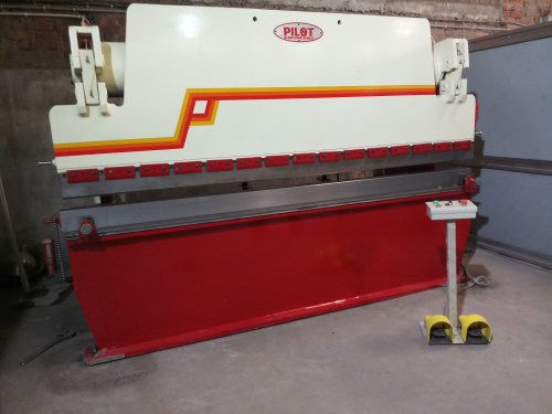 Y1-Y2-X-W CNC Press Brake, Capacity: 100 Ton, Automation Grade: Automatic