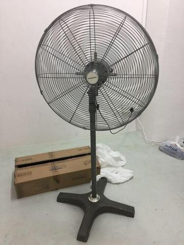 Vintage Golden Pedestal Farrata Fan, For Domestic, 2800RPM