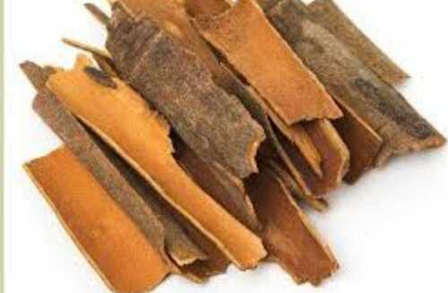 Natural Cinnamon Spice Use For Medicine, Health Problem And Cooking
