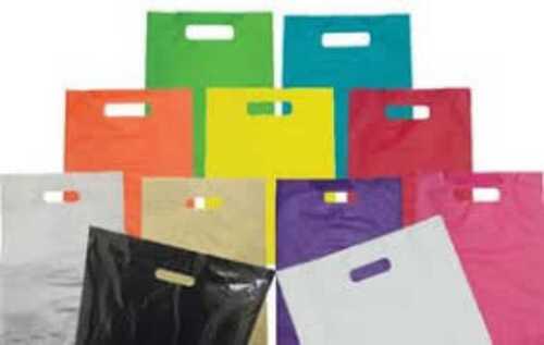 Plain Plastic Carry Bags With 1-5 Kilograms Capacity